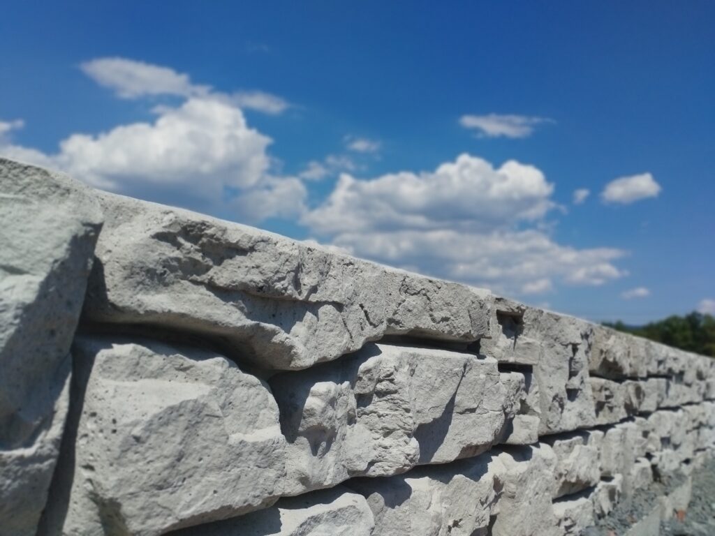 Mur en bloc beton - lantriac